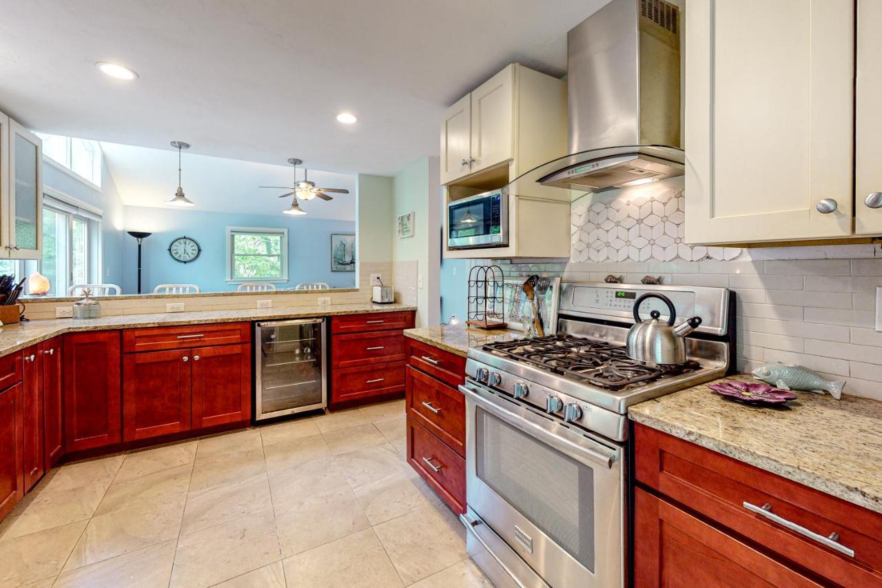 Birch Grove Villa Mashpee Exterior photo