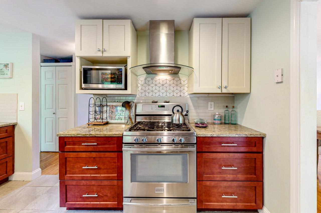 Birch Grove Villa Mashpee Exterior photo